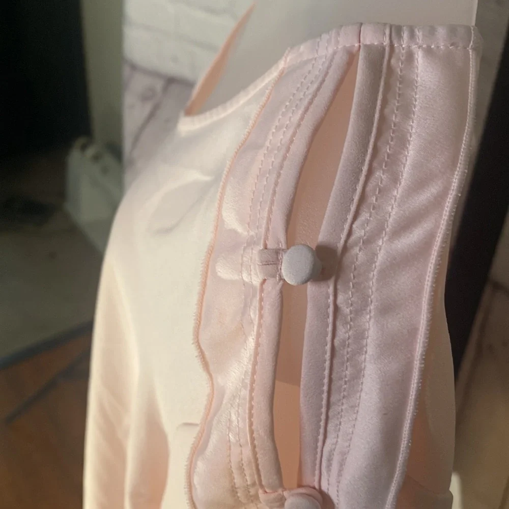 NWT LANE BRYANT PALE PINK BUTTON SLEEVE TIE BACK TOP-SIZE-26/28 - Picture 7 of 12